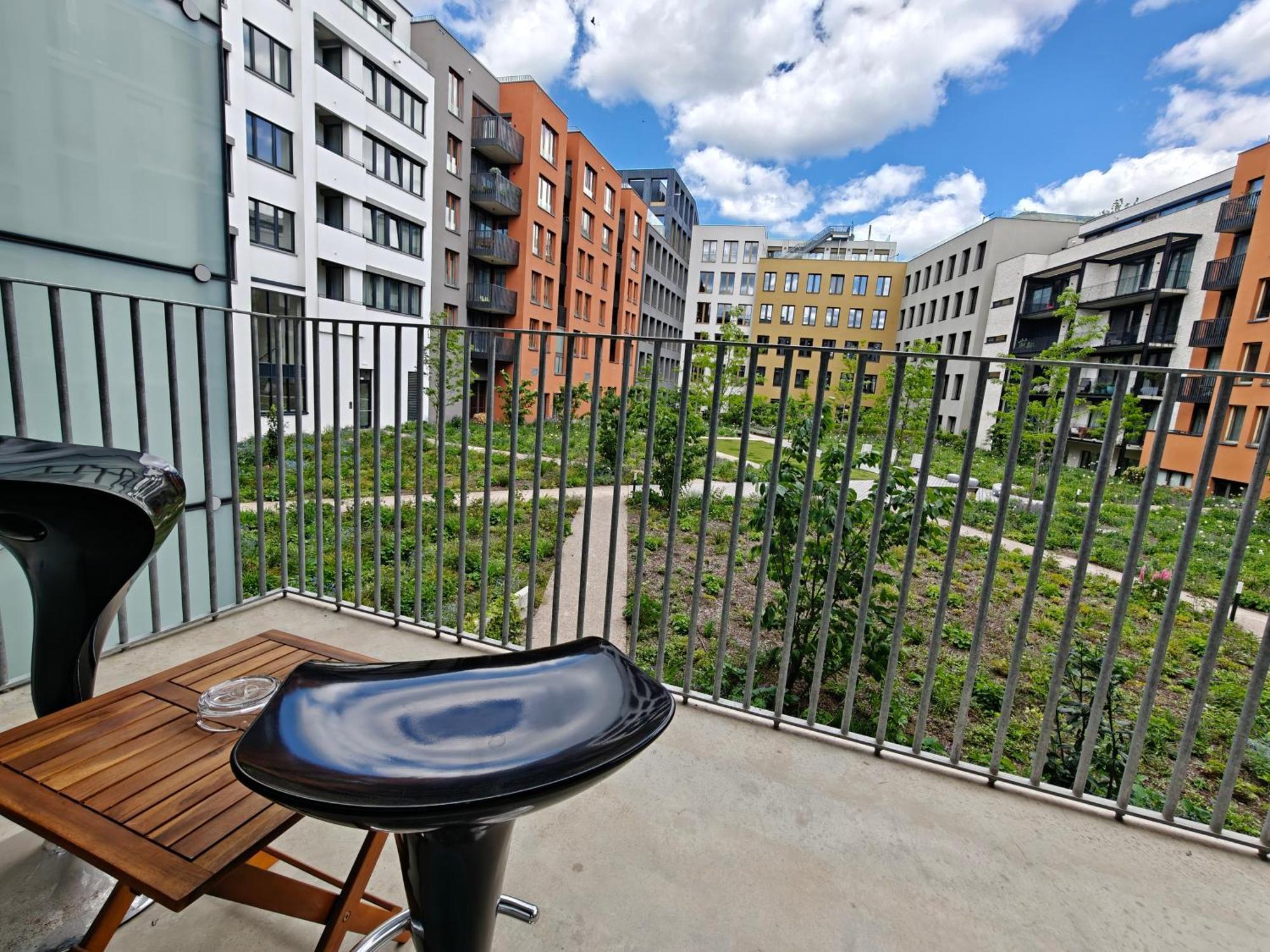 Terrace And Free Parking Apartmán