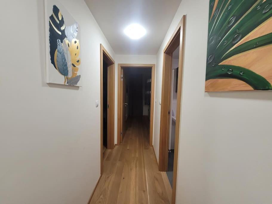 Terrace And Free Parking Apartament Praga