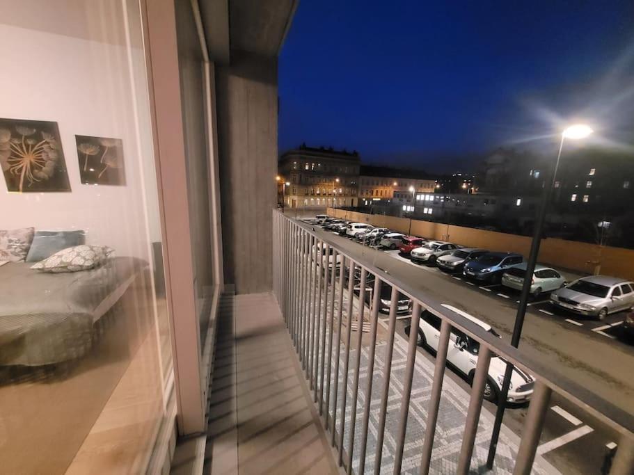 Terrace And Free Parking Apartament *
